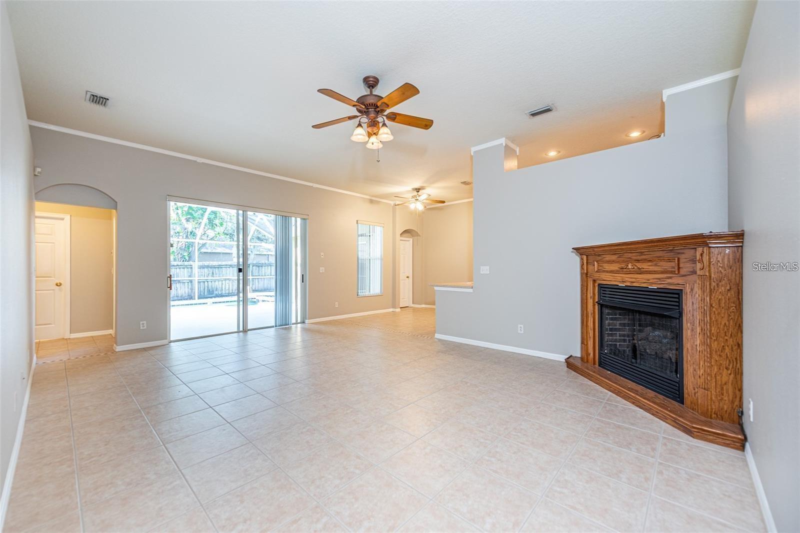 2634 BROOKVILLE DR — photo 8