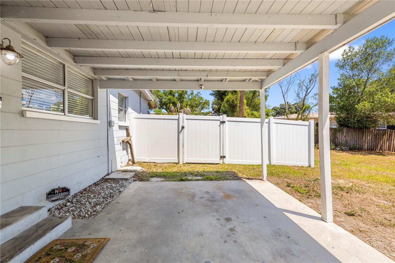2125 W HIAWATHA ST — photo 42