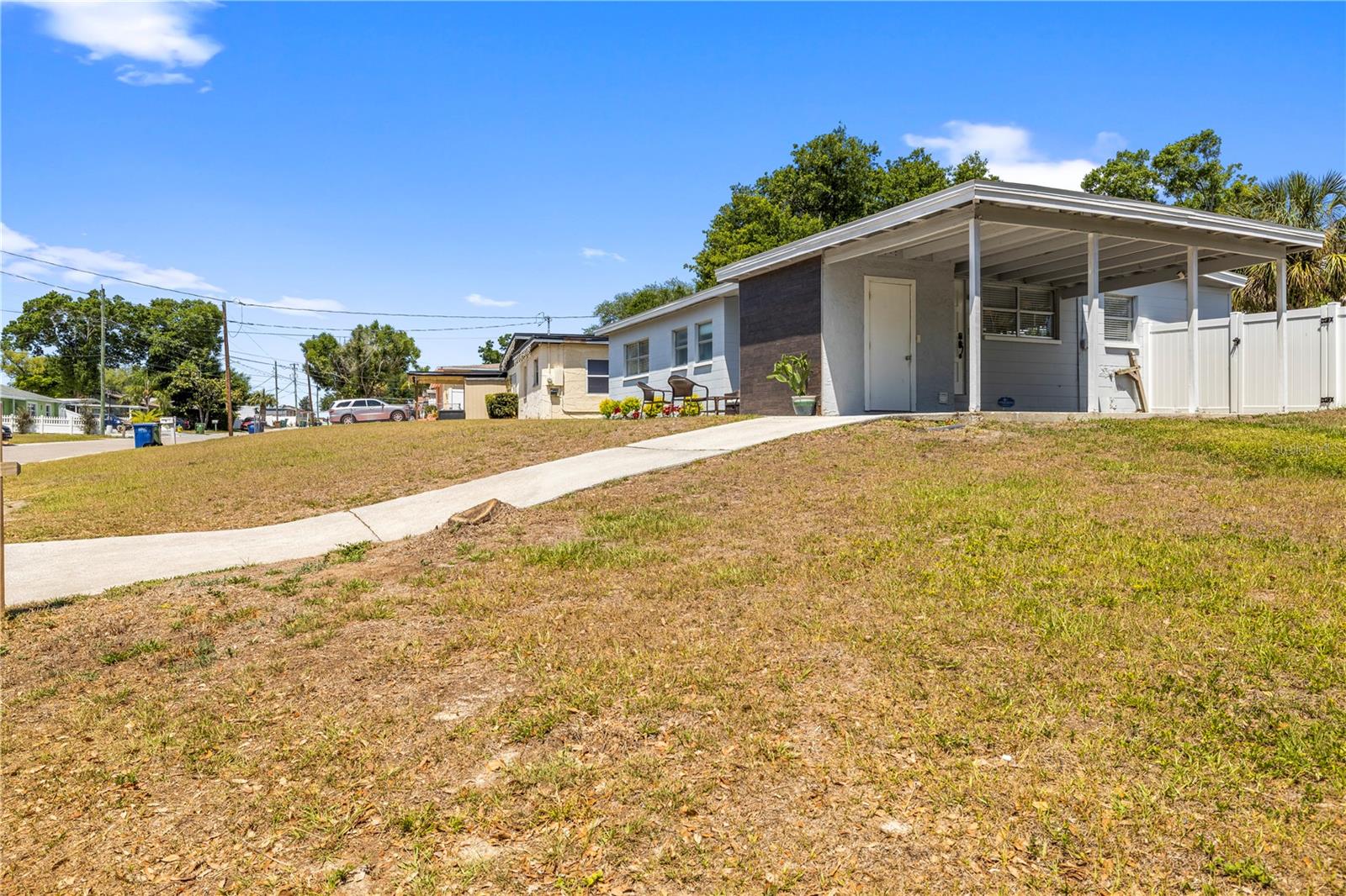 2125 W HIAWATHA ST — photo 40