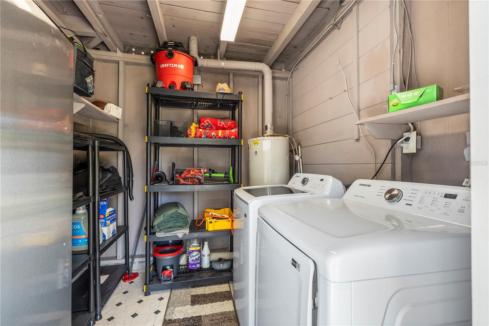 2125 W HIAWATHA ST — photo 44