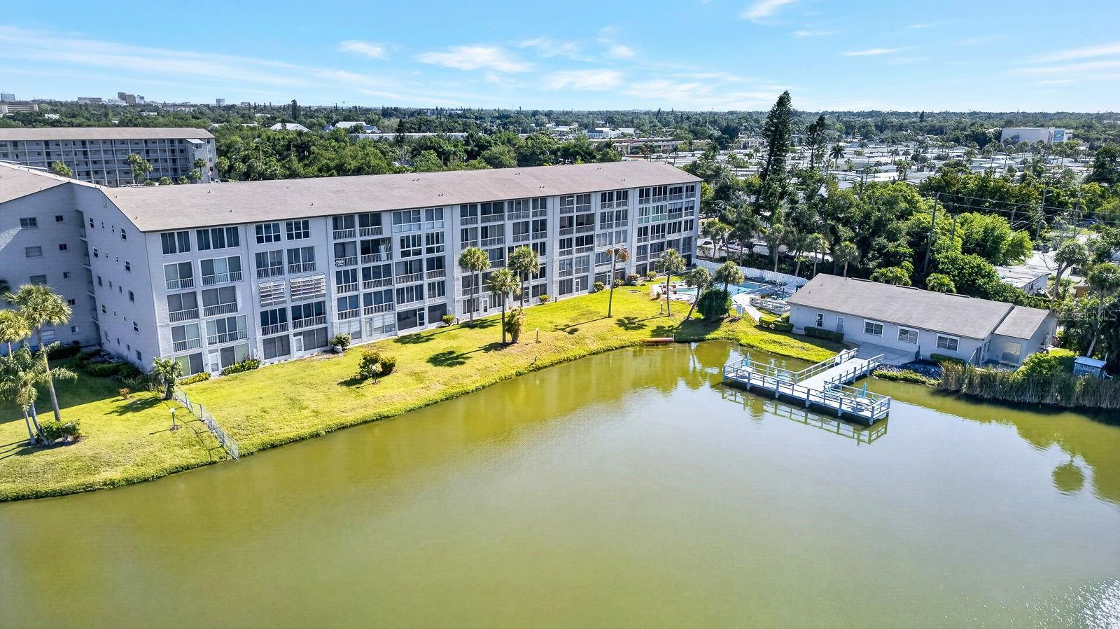 3344 LAKE BAYSHORE DR #P205 — photo 31