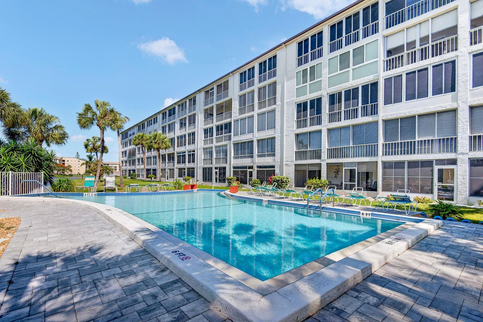 3344 LAKE BAYSHORE DR #P205 — photo 3