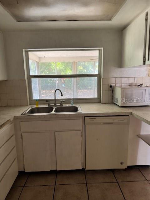 8811 GOSHEN LN — photo 28