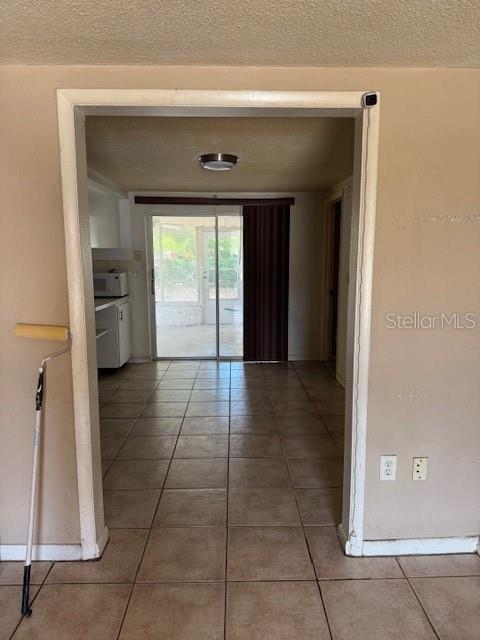 8811 GOSHEN LN — photo 8