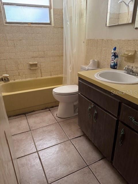 8811 GOSHEN LN — photo 25