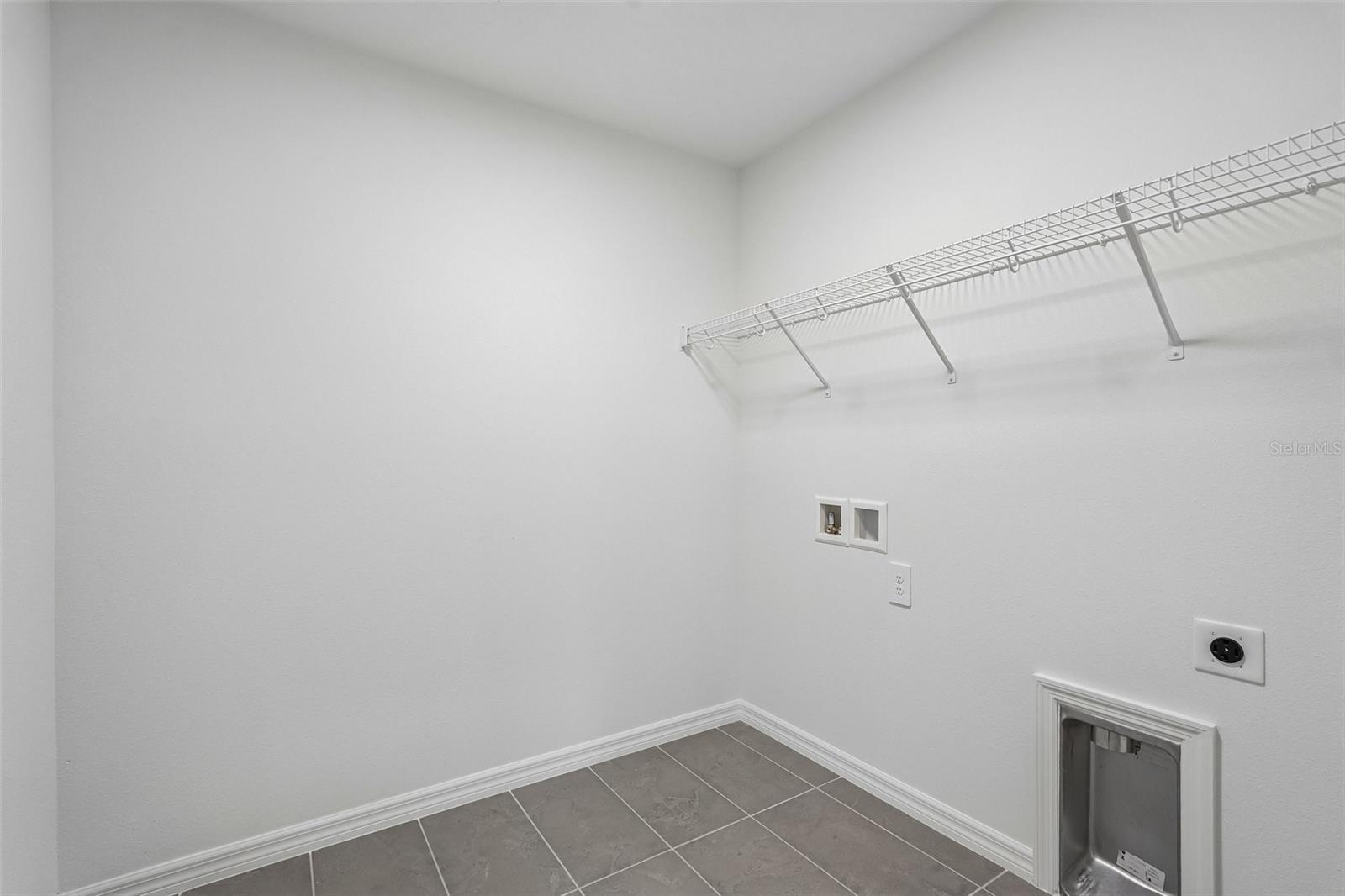 4327 OUTHAUL RUN — photo 17