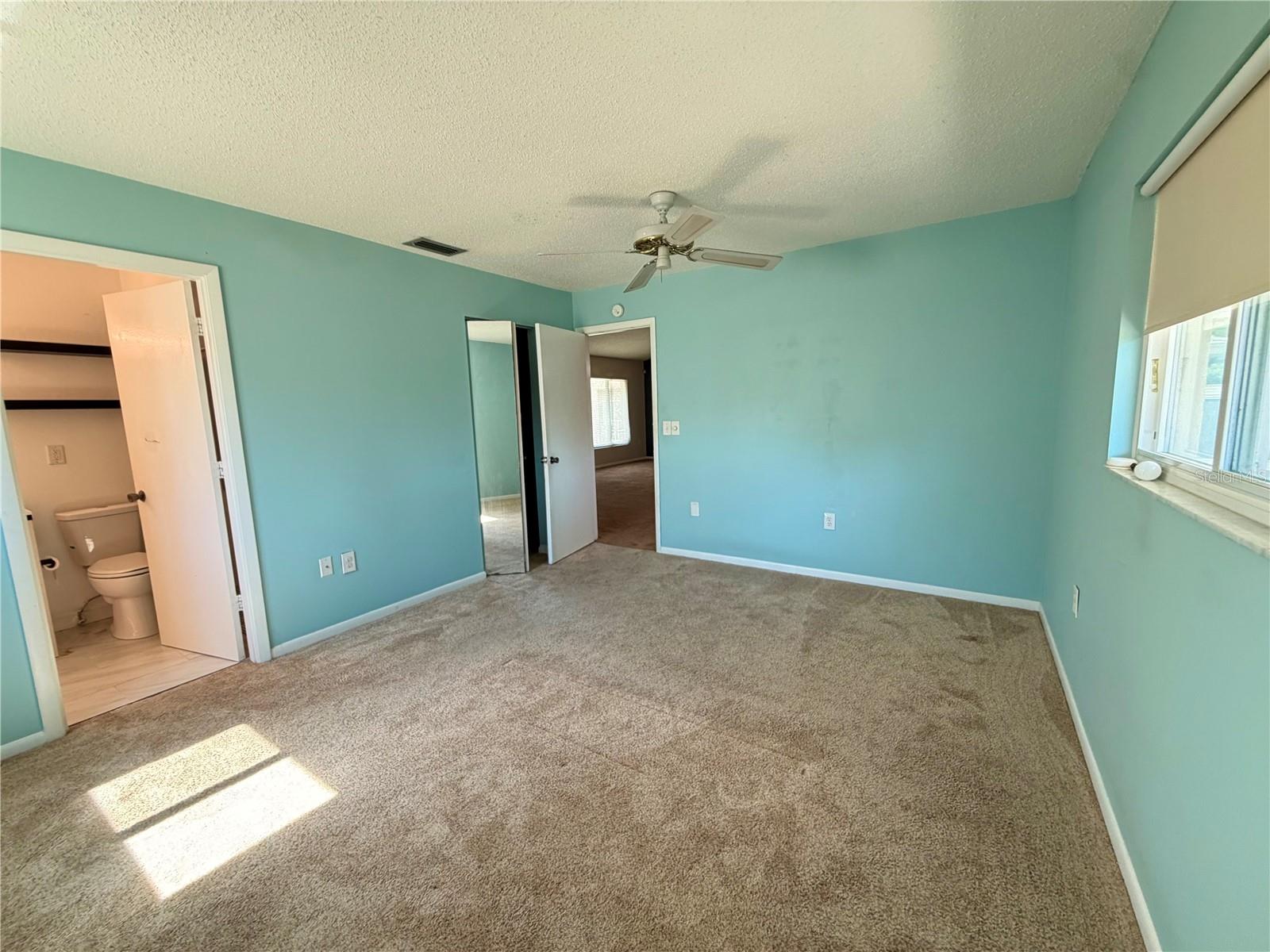 4892 GREENCROFT RD — photo 20
