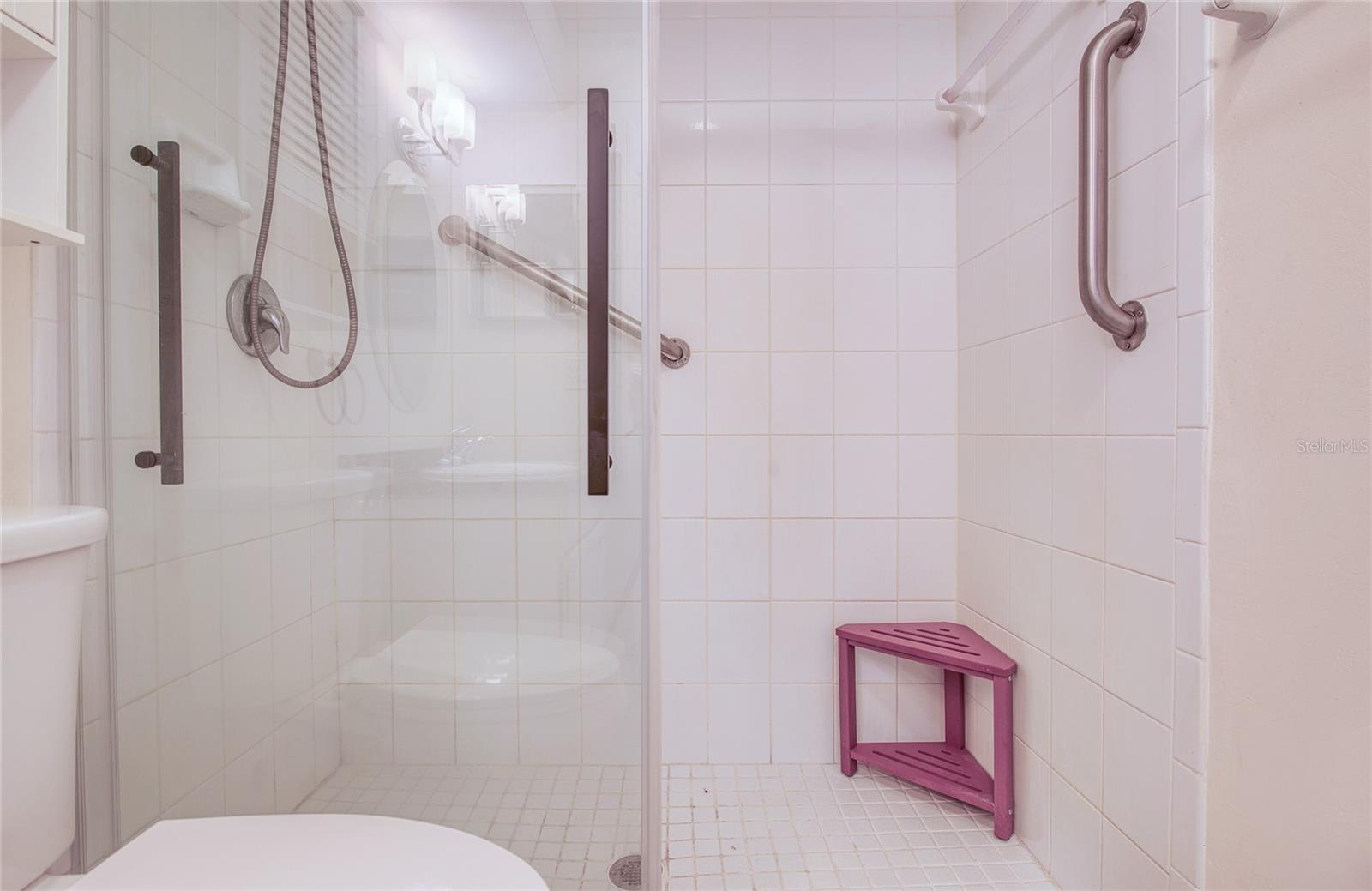 13940 ANONA HEIGHTS DR #6 — photo 20