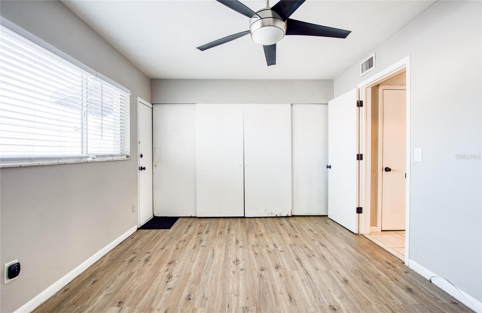 13940 ANONA HEIGHTS DR #6 — photo 23