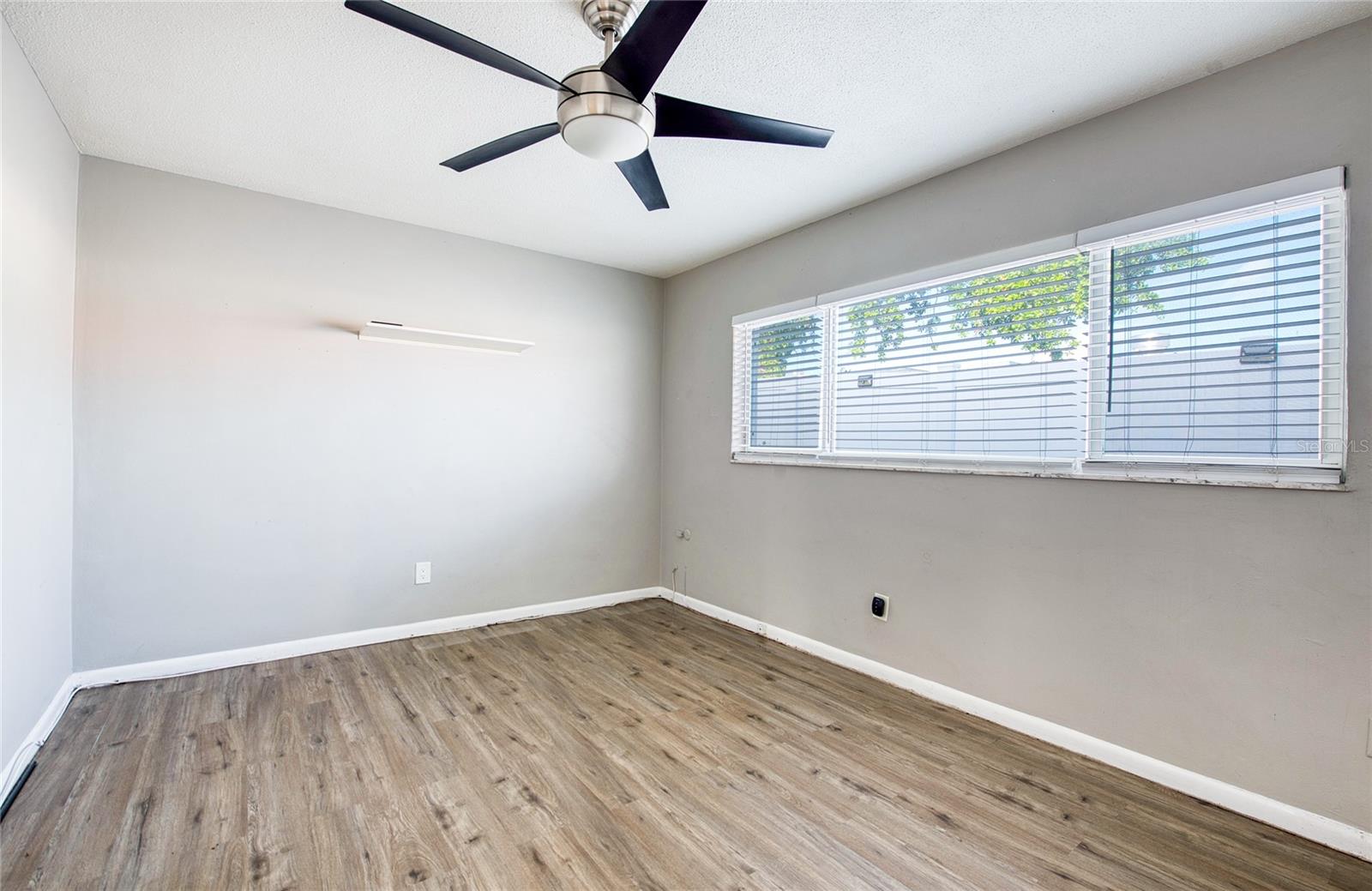 13940 ANONA HEIGHTS DR #6 — photo 24
