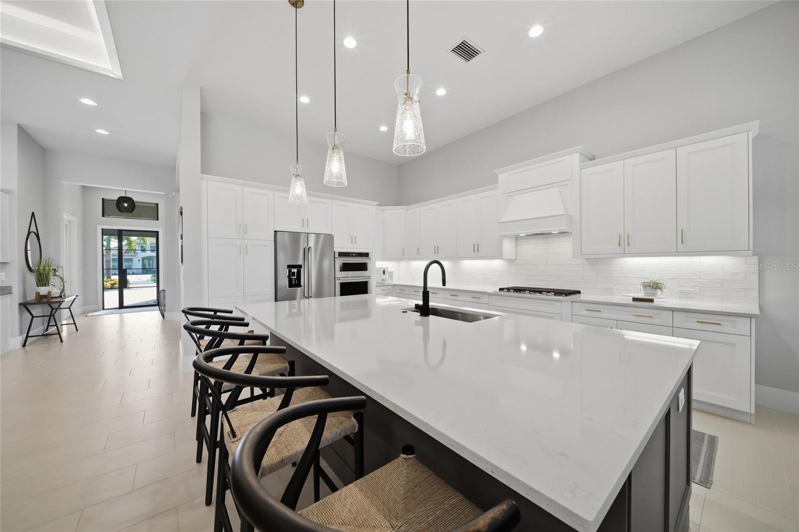 8254 PAVIA WAY — photo 10