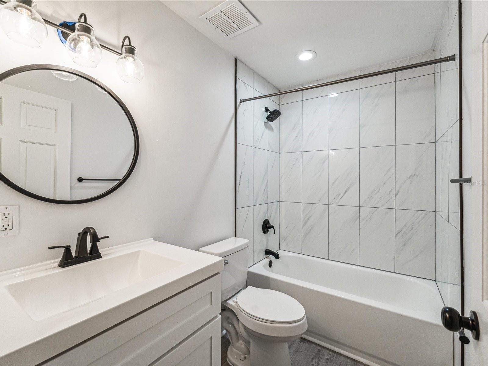 215 CENTRAL AVE #3F — photo 15