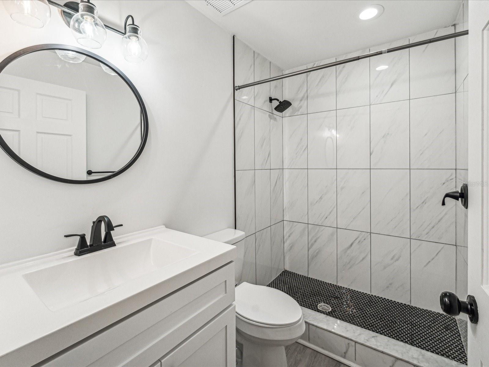 215 CENTRAL AVE #3F — photo 18