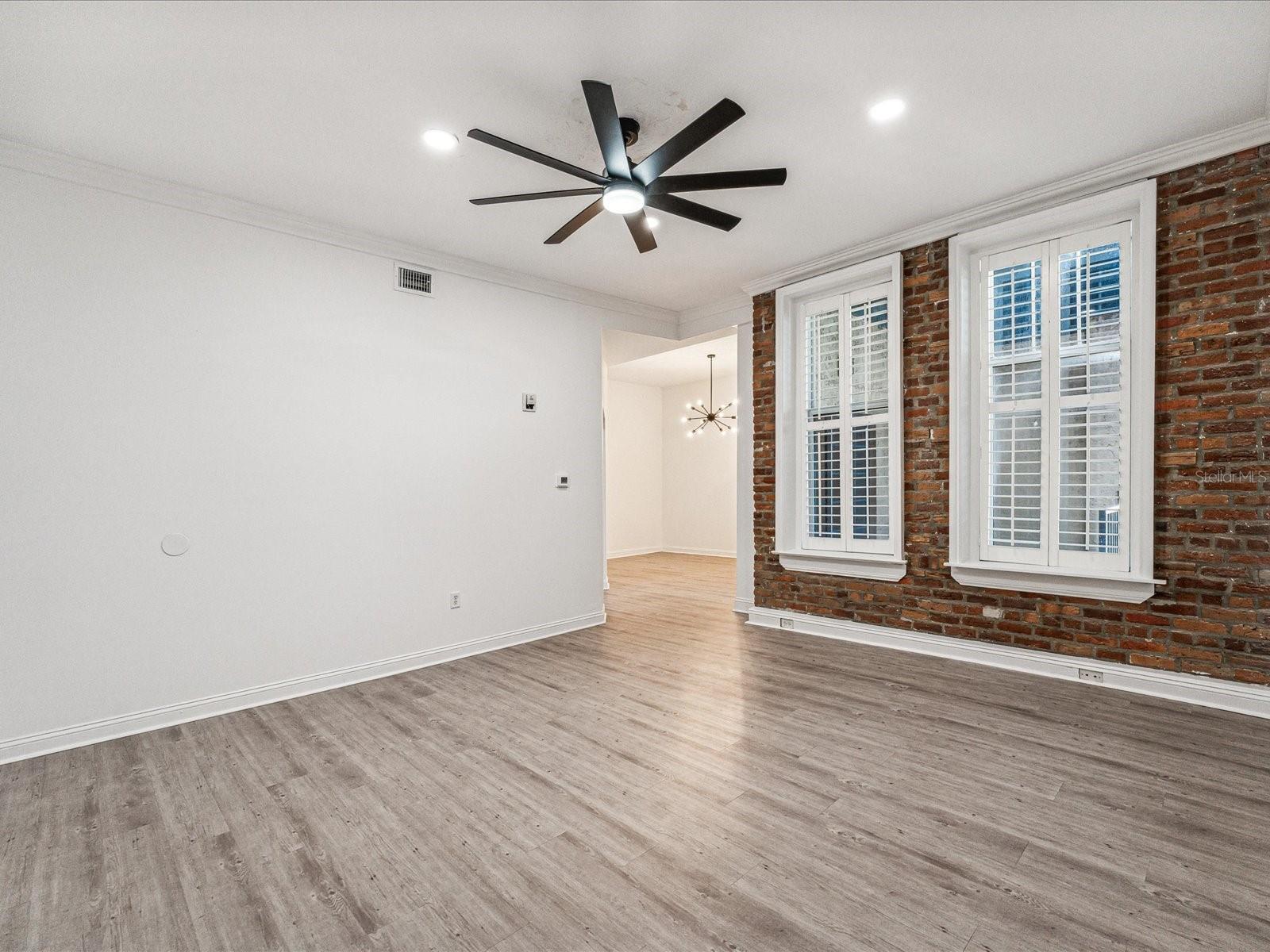 215 CENTRAL AVE #3F — photo 3