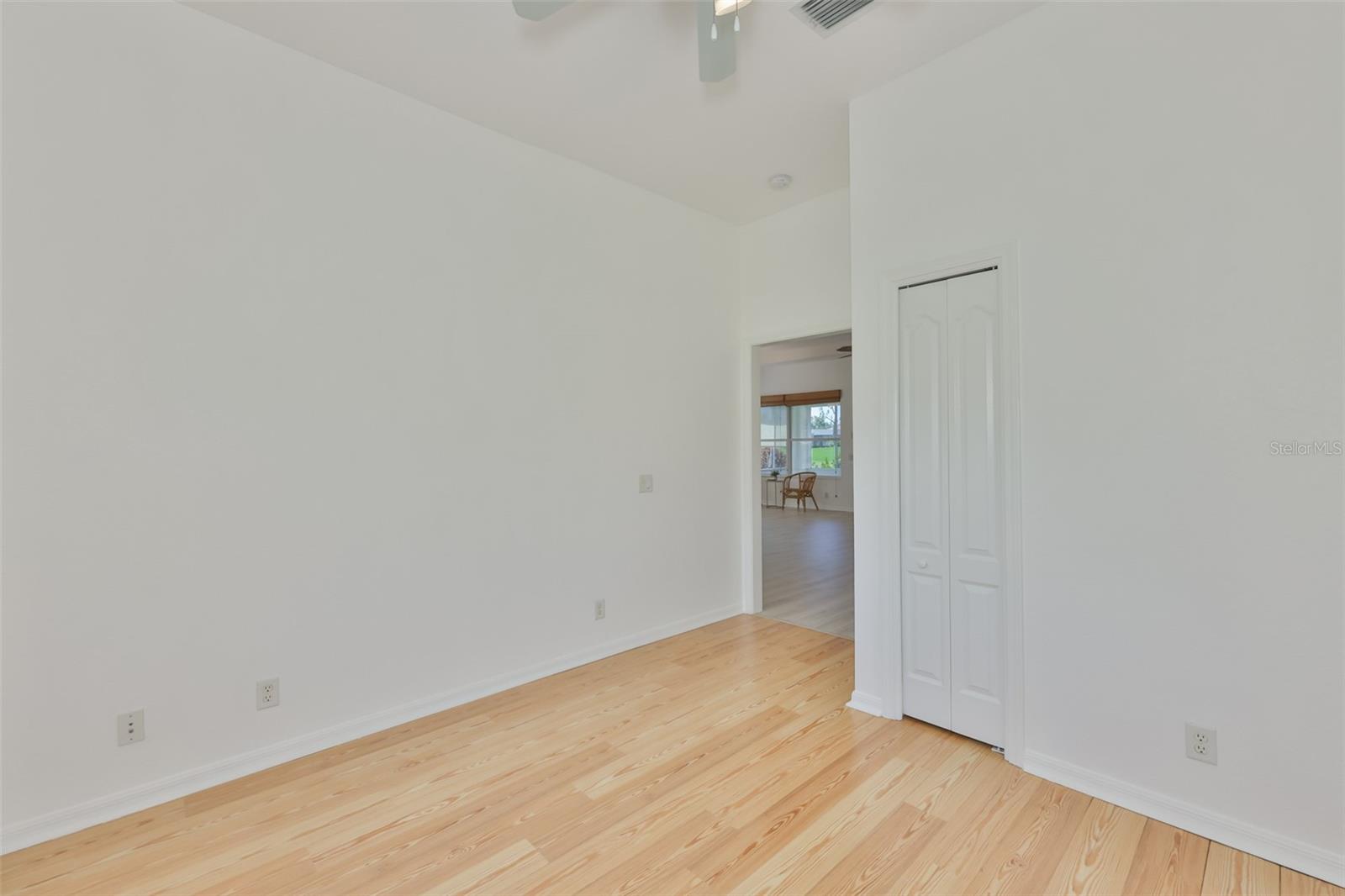 448 NOBLE FAIRE DR — photo 19