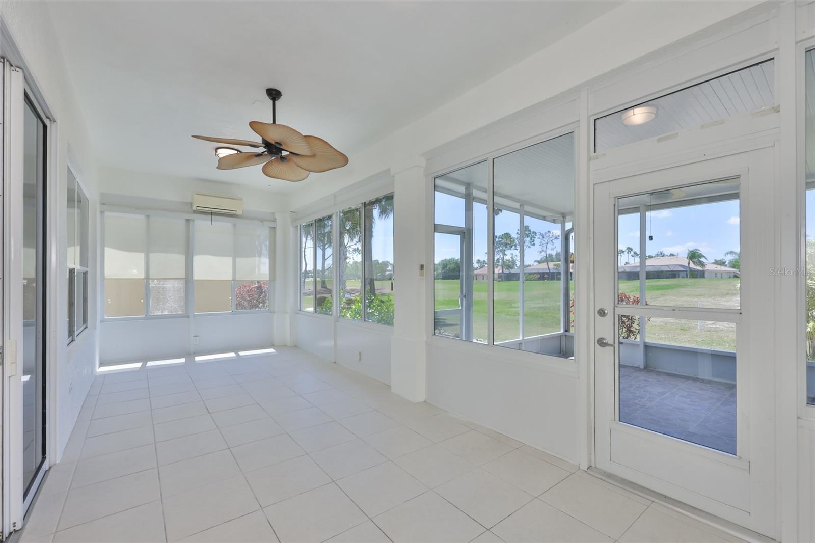 448 NOBLE FAIRE DR — photo 25