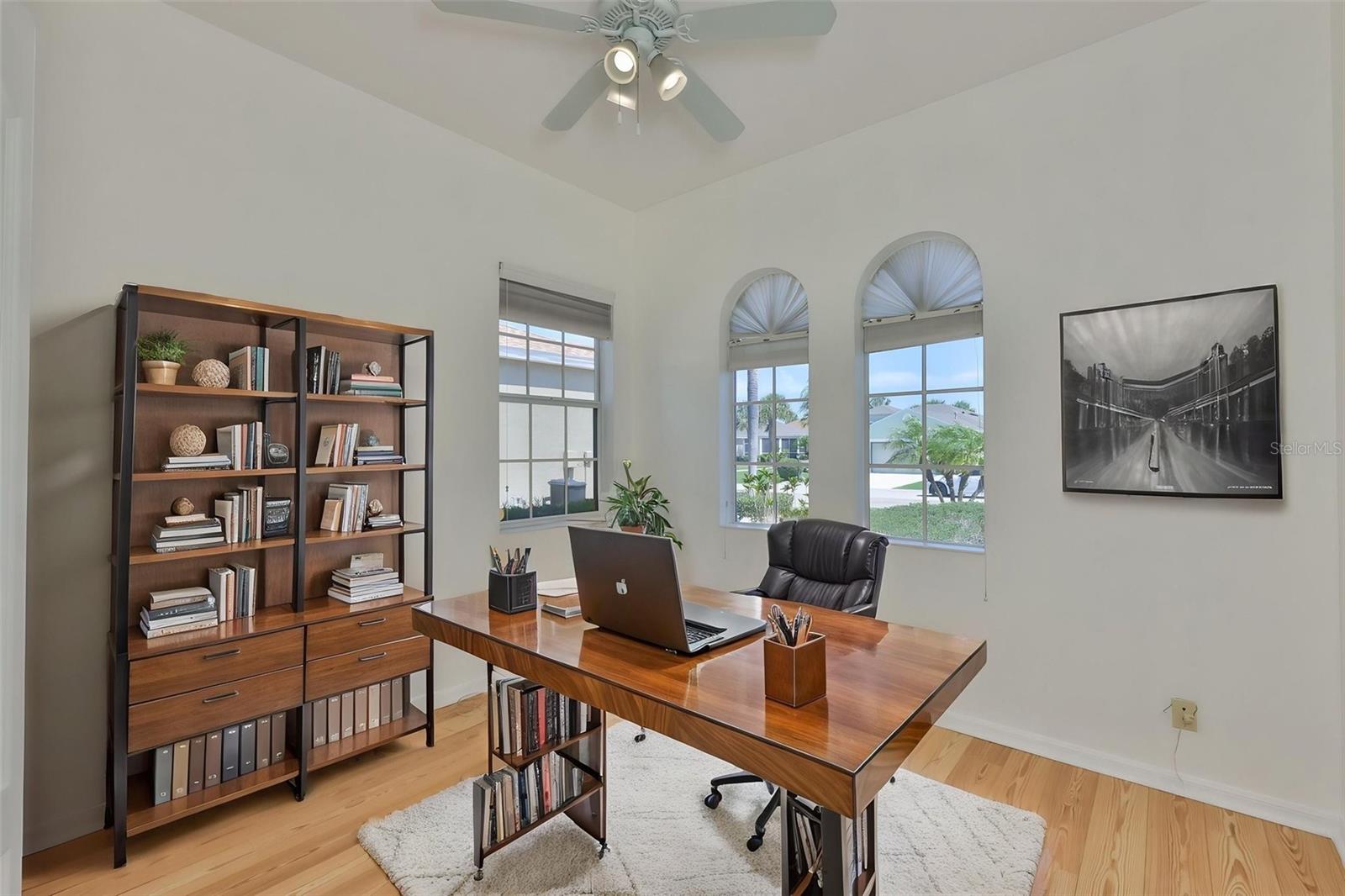 448 NOBLE FAIRE DR — photo 18