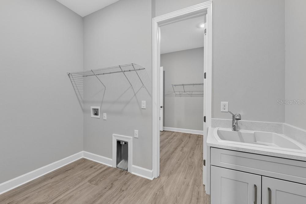 10418 MORNING MIST LN — photo 32