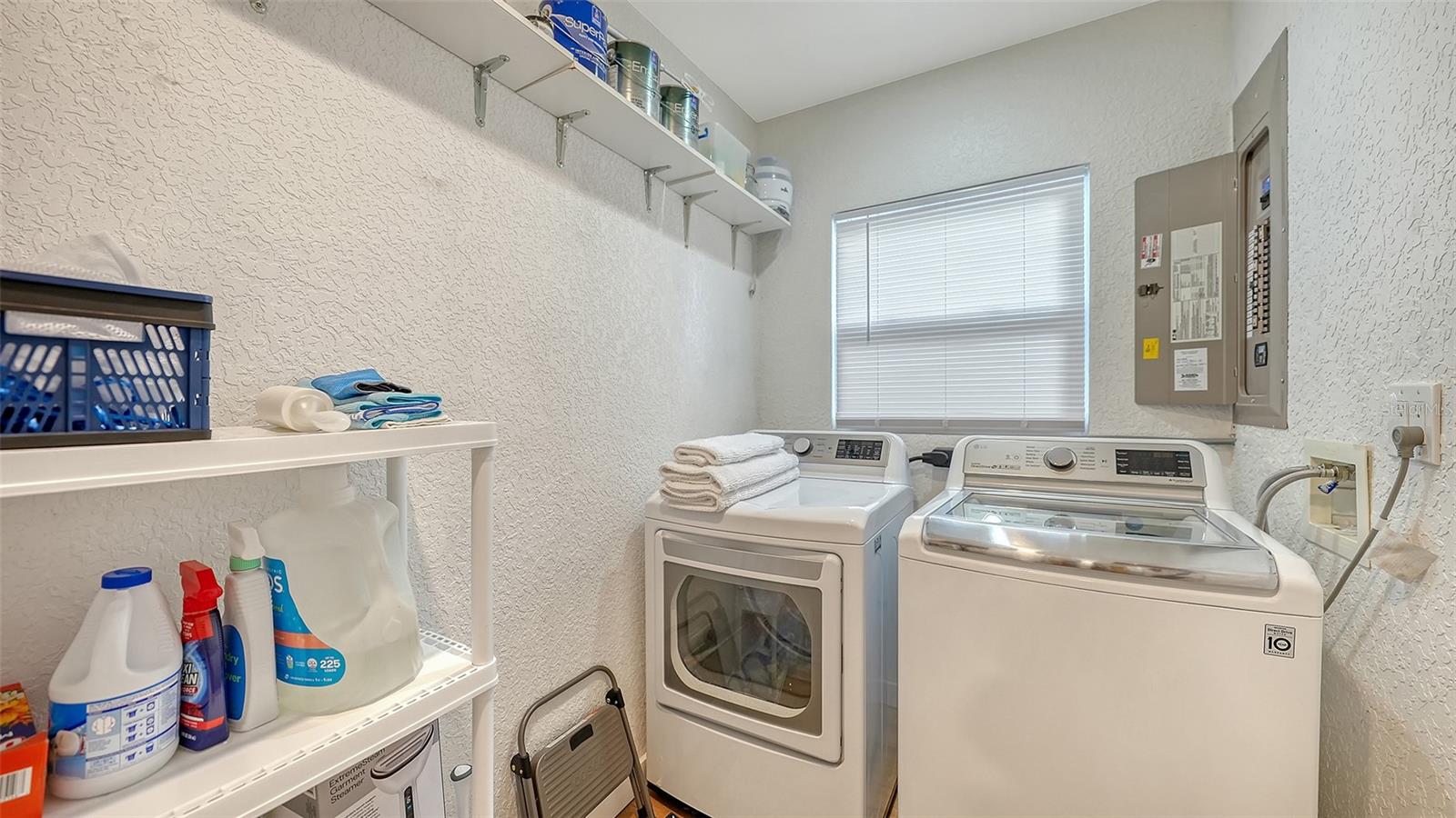 1773 HARMONY LN — photo 32