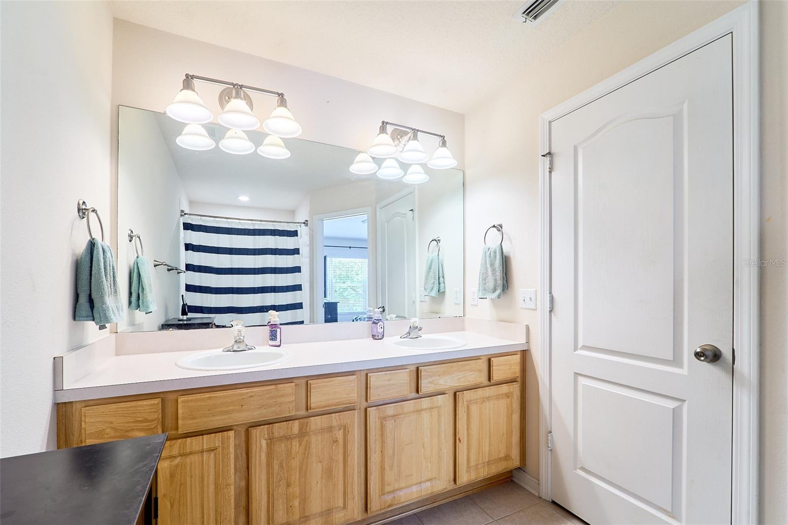 5014 POND RIDGE RD — photo 22