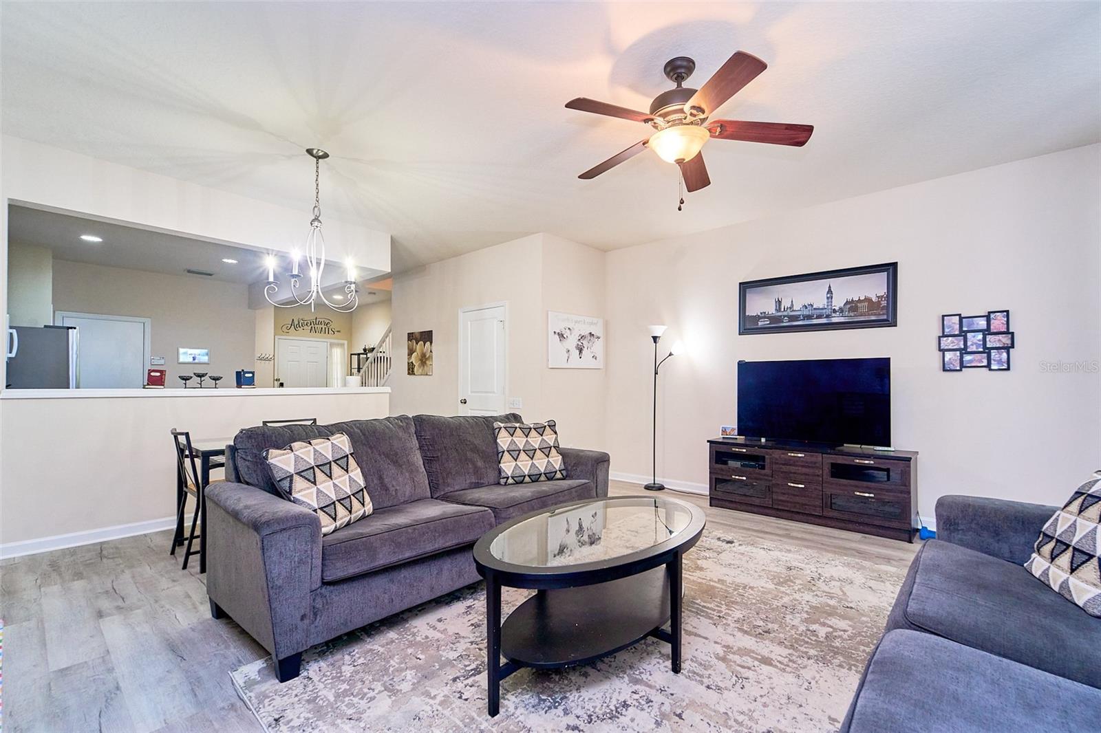5014 POND RIDGE RD — photo 4