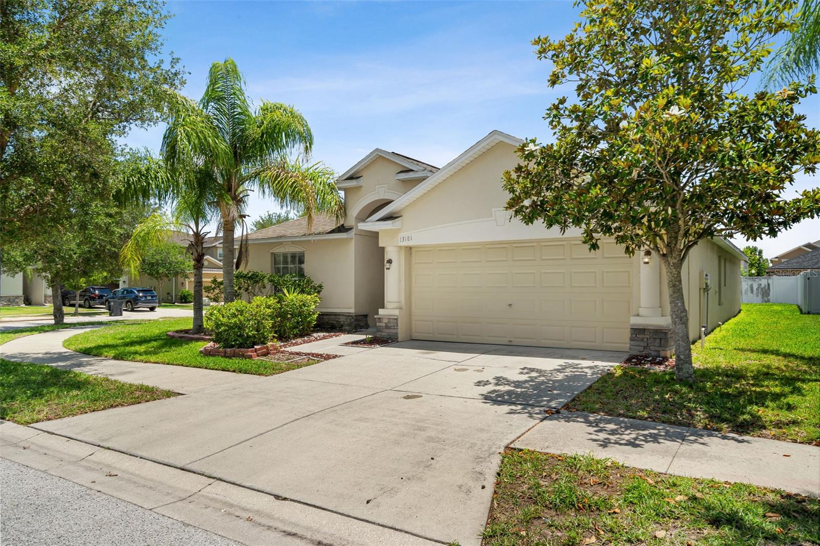 13181 ROYAL PINES AVE — photo 2