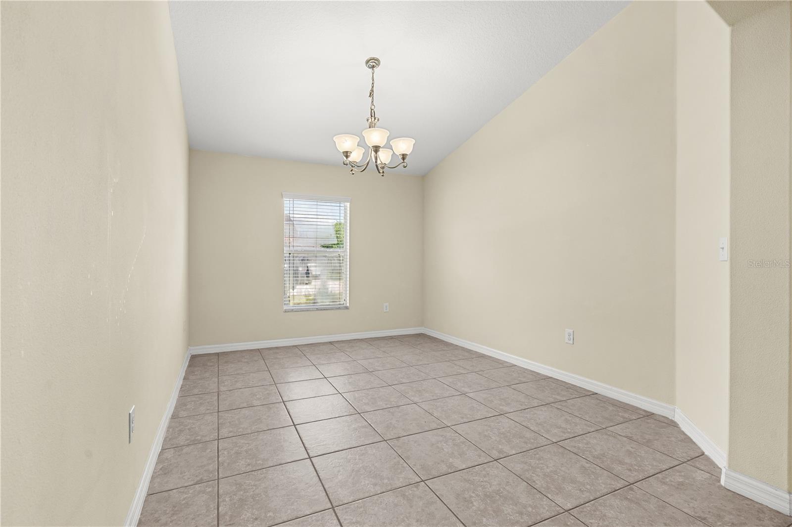 13181 ROYAL PINES AVE — photo 5