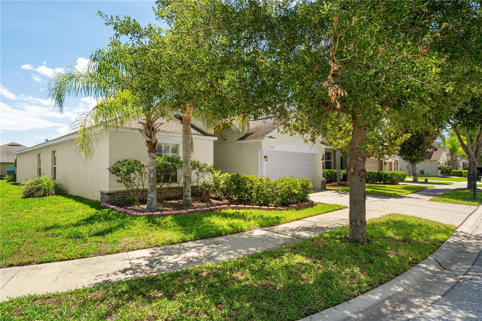 13181 ROYAL PINES AVE — photo 40