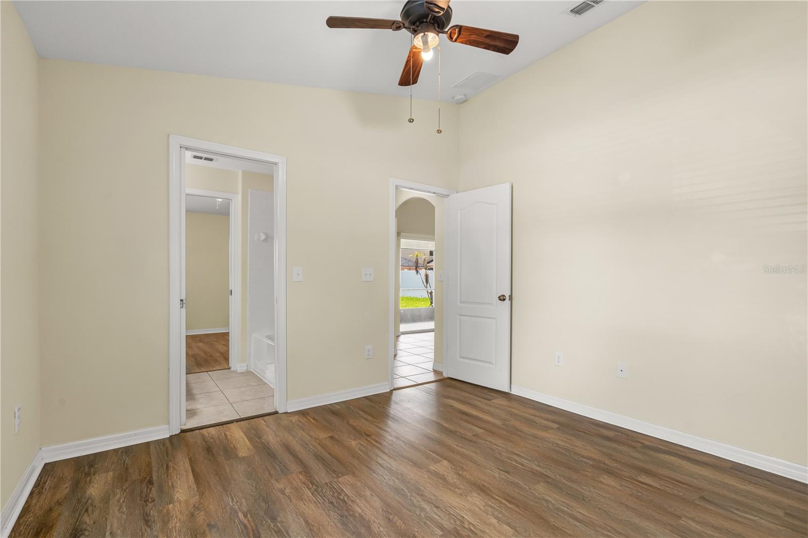13181 ROYAL PINES AVE — photo 22