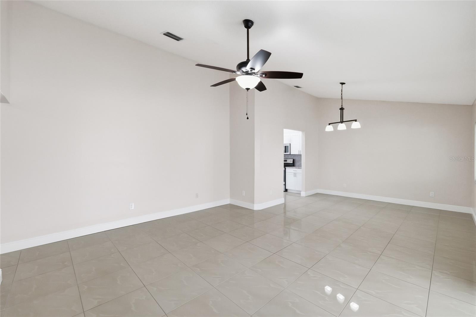 11807 NICKLAUS CIR — photo 4