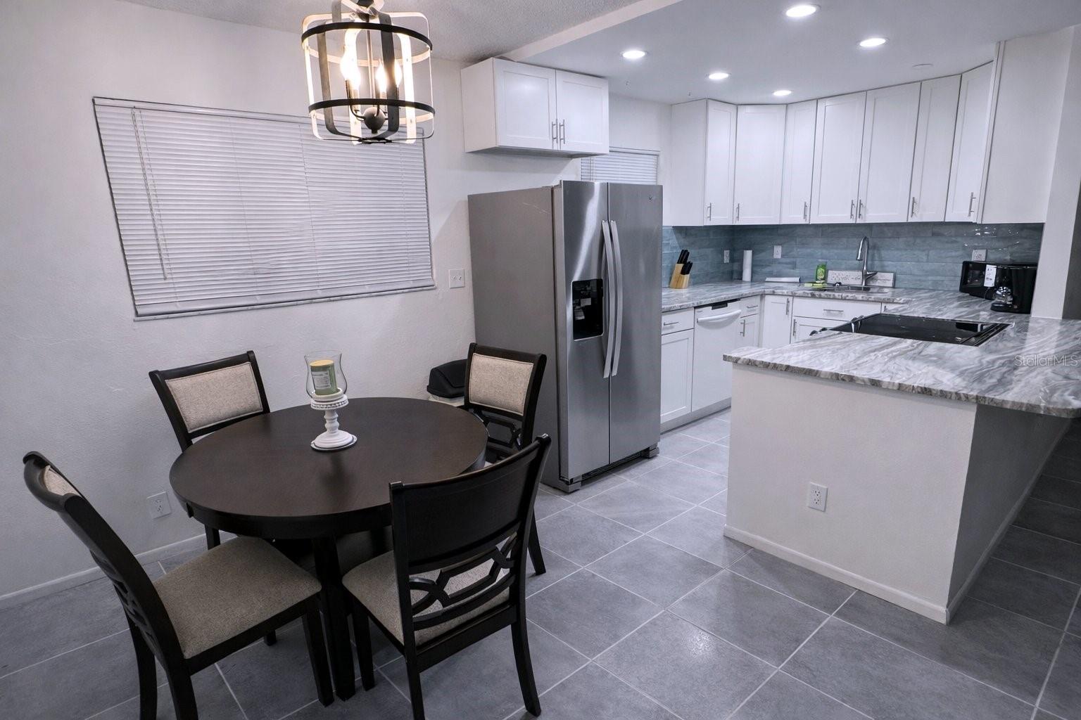 3300 FOX CHASE CIR N #229 — photo 4