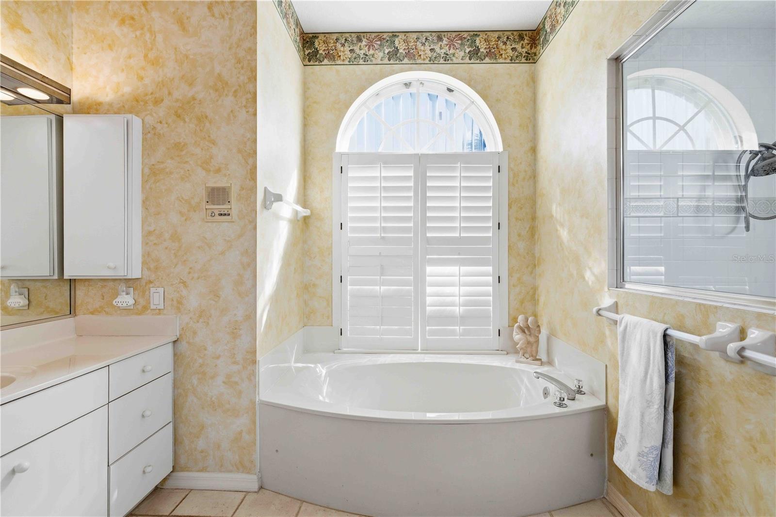 3301 BAYOU RD — photo 39