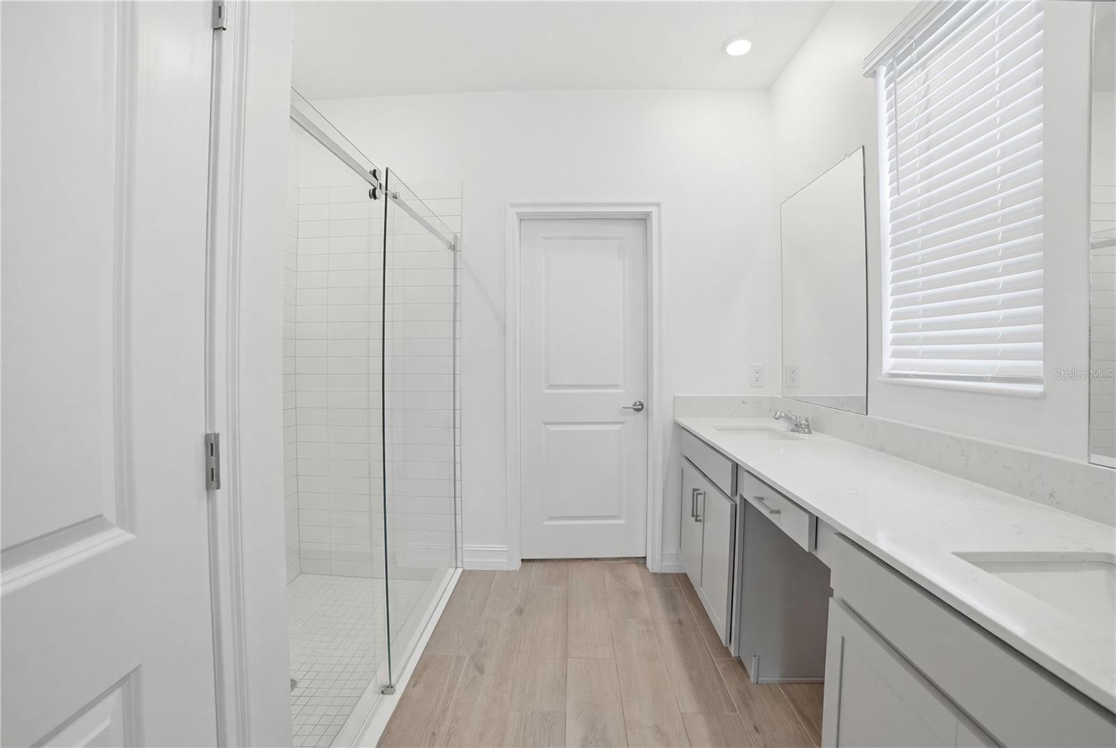11534 72ND PL E — photo 24