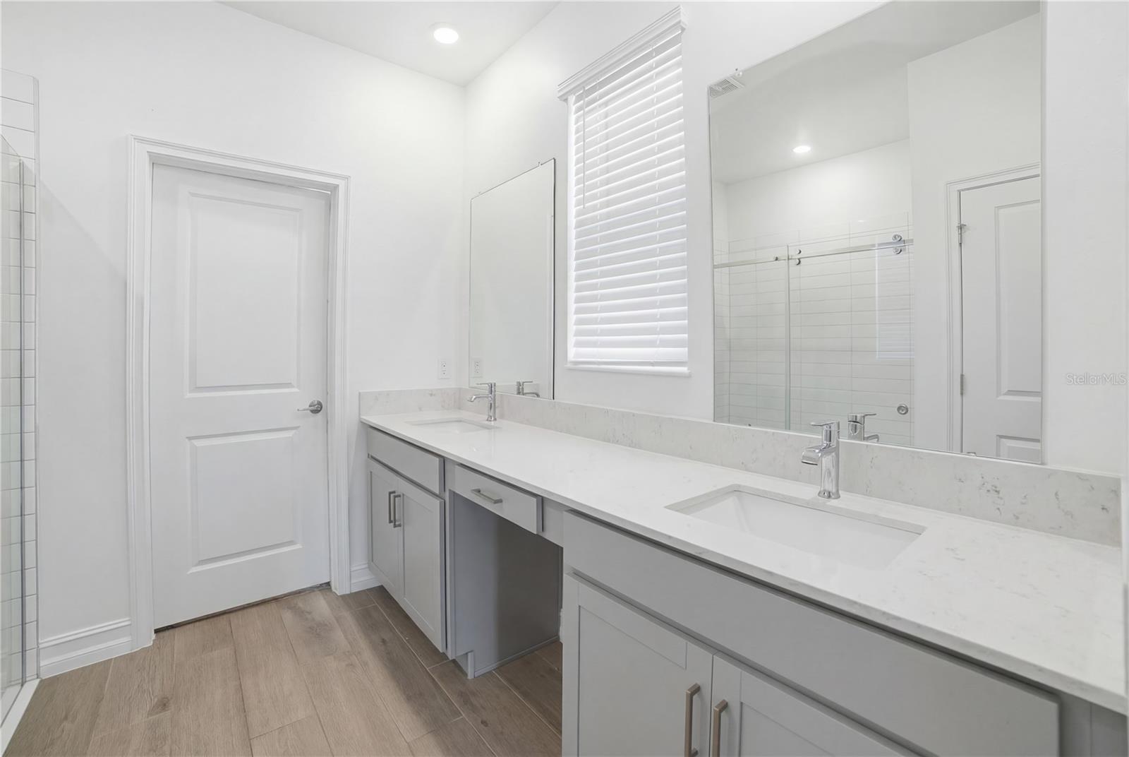 11534 72ND PL E — photo 23