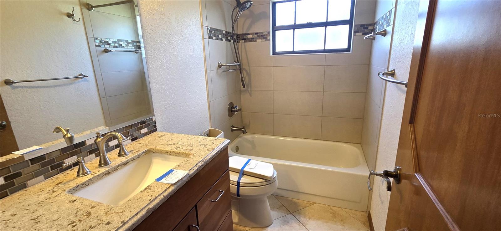 3904 HIDDEN SPRING PL — photo 38