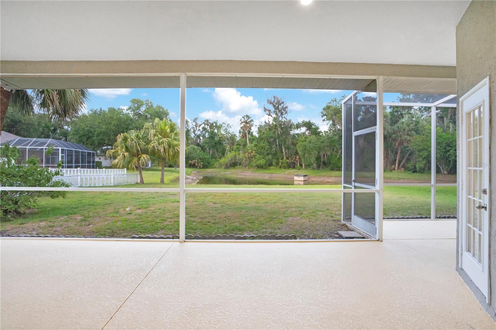 3404 RIVER WOODS DR — photo 25