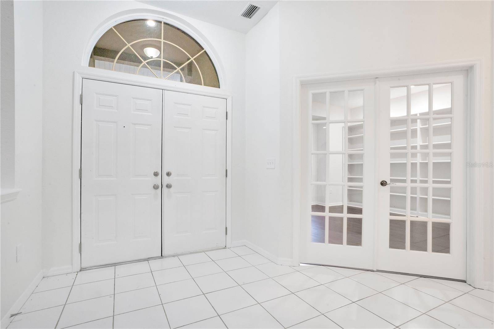 3404 RIVER WOODS DR — photo 3