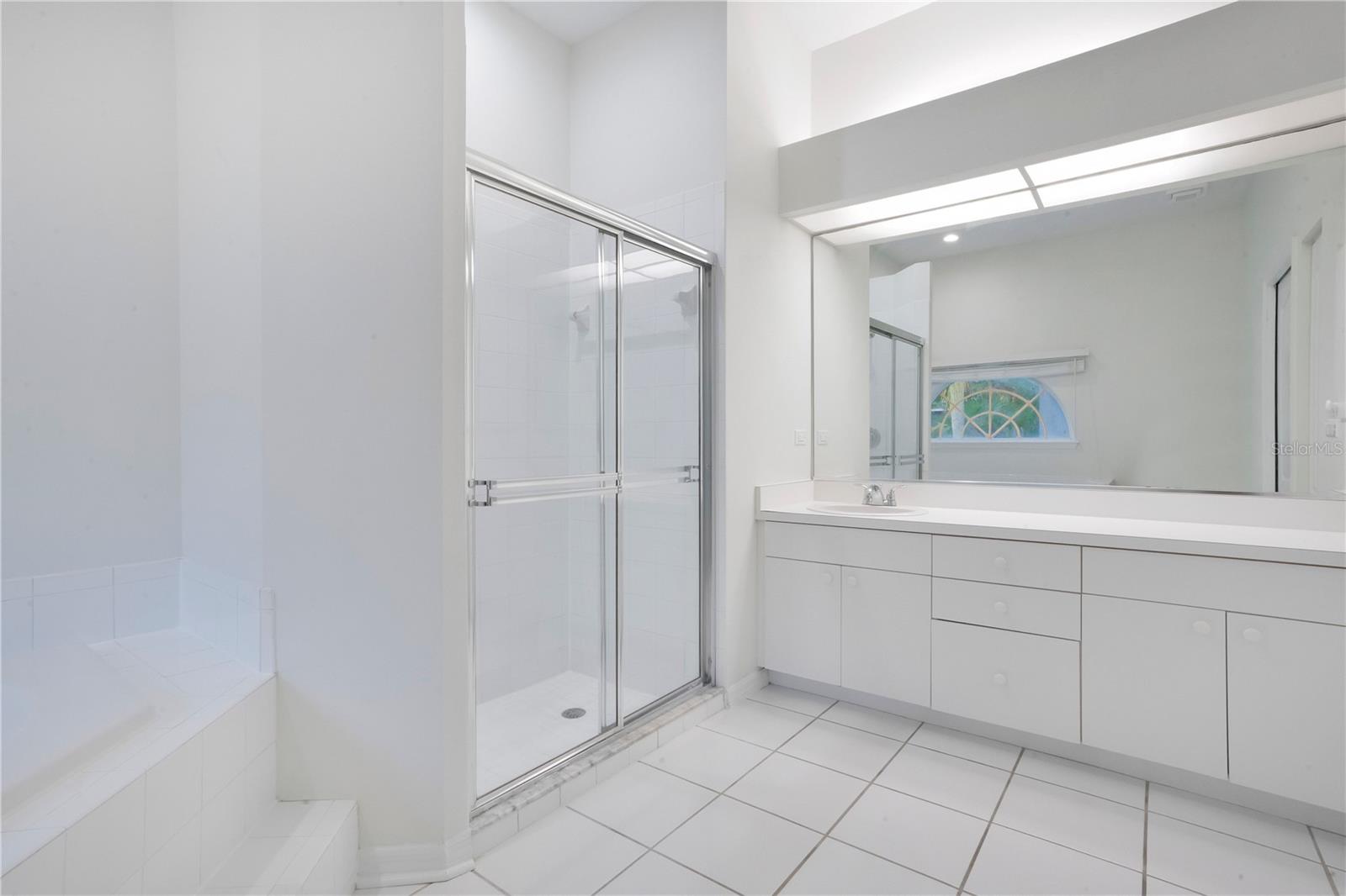3404 RIVER WOODS DR — photo 19