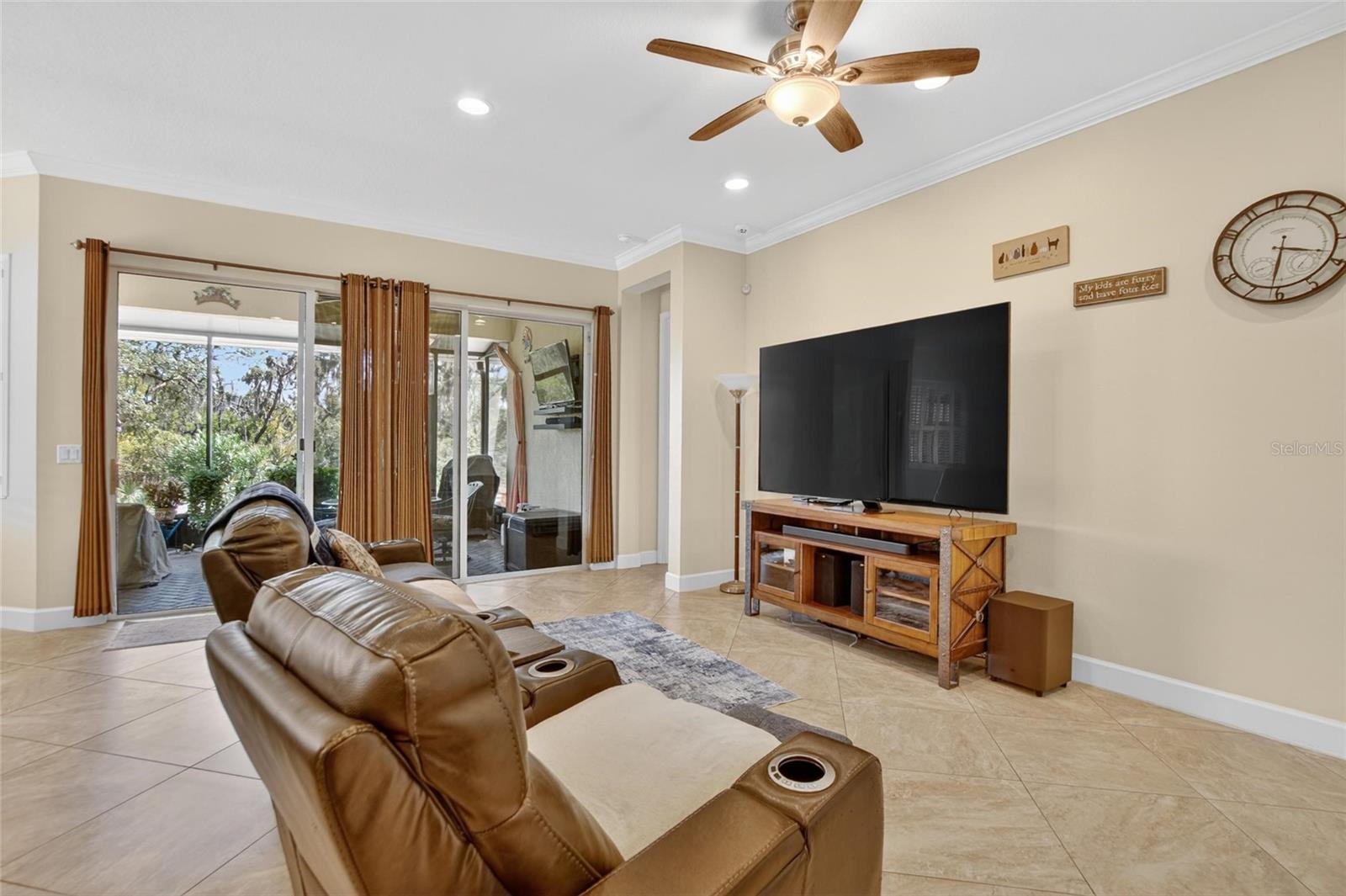 1525 EMERALD DUNES DR — photo 11