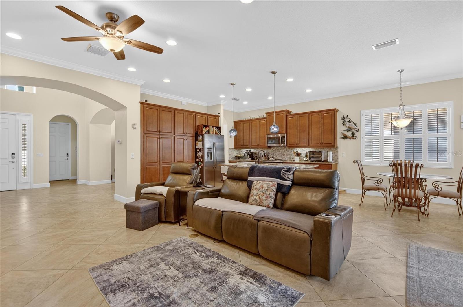1525 EMERALD DUNES DR — photo 13