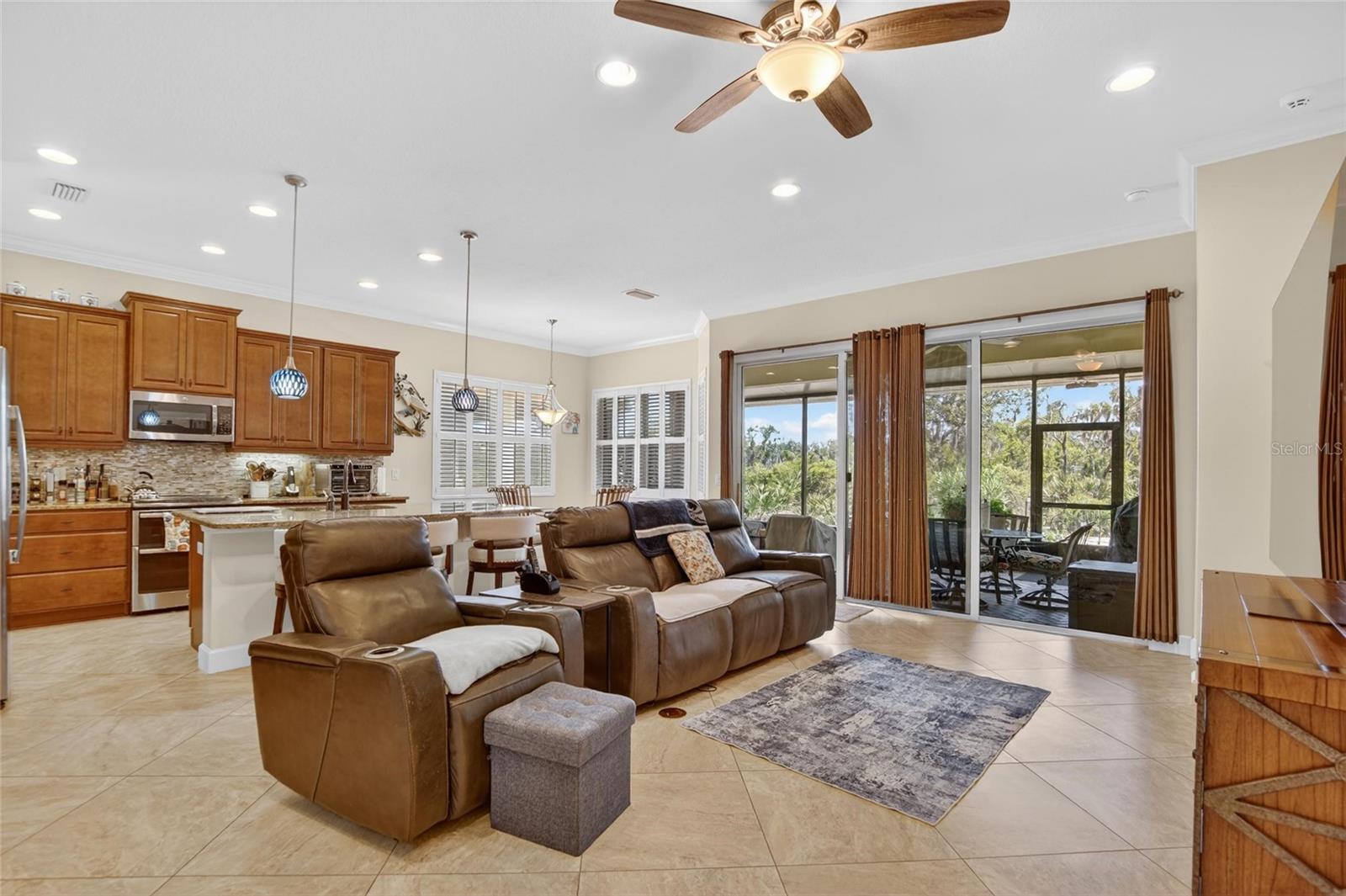 1525 EMERALD DUNES DR — photo 12