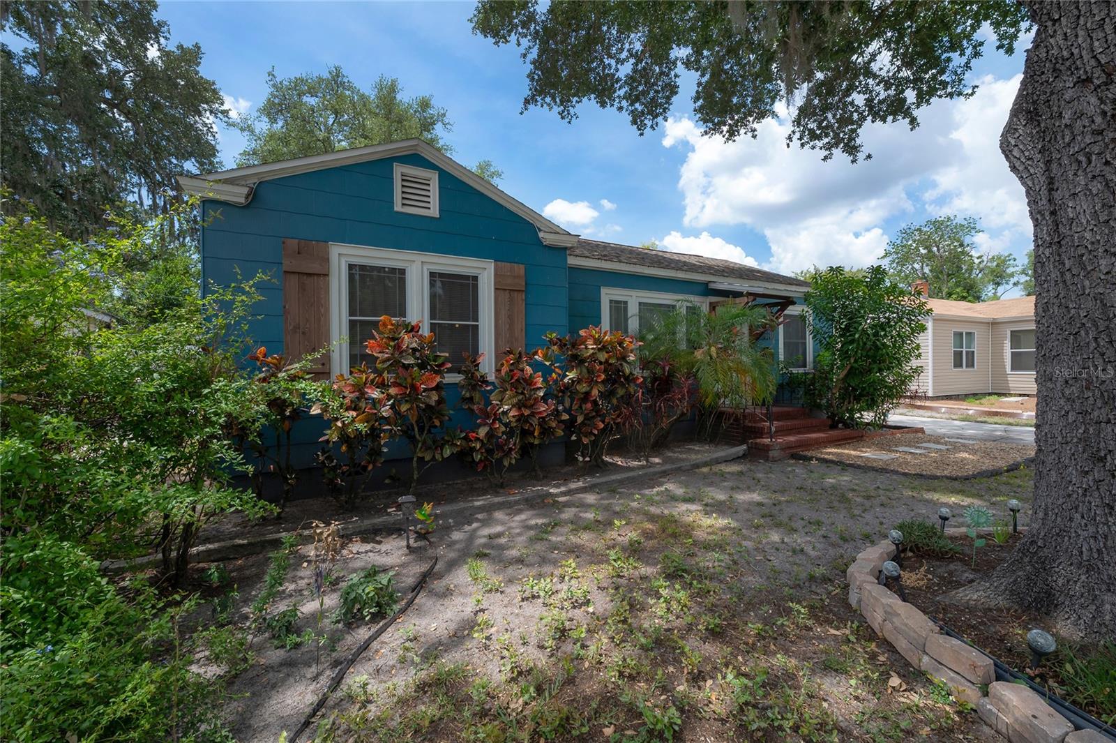 912 CORNELIUS AVE — photo 4