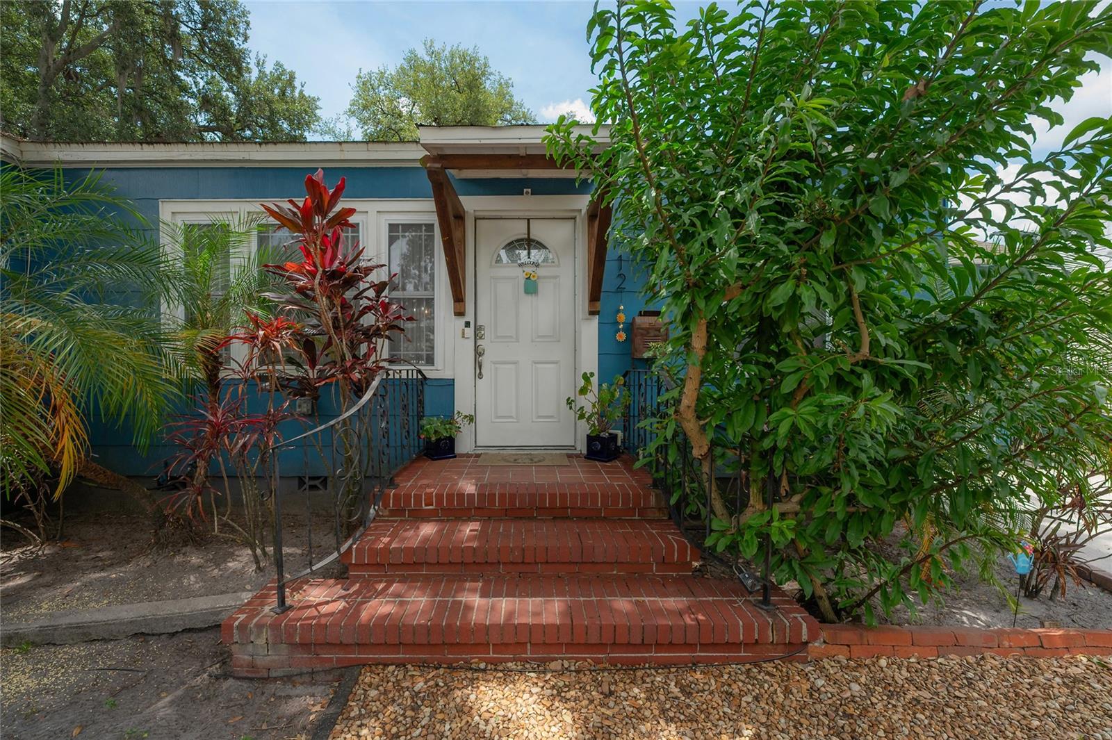 912 CORNELIUS AVE — photo 6