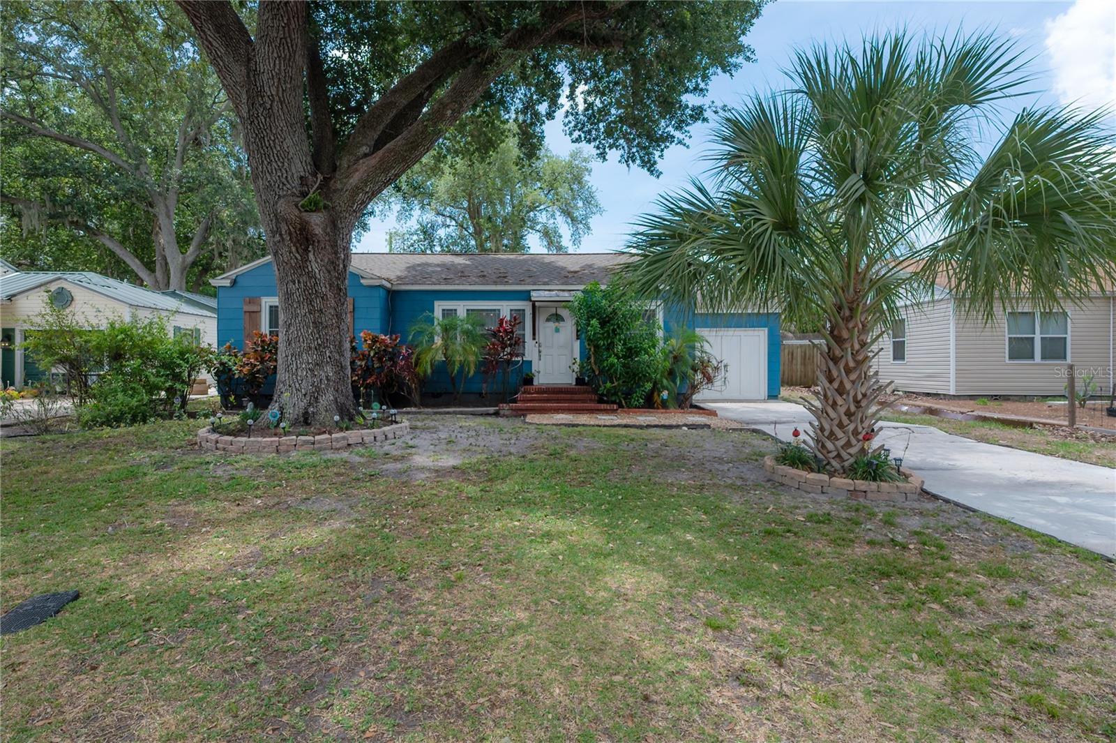 912 CORNELIUS AVE — photo 2