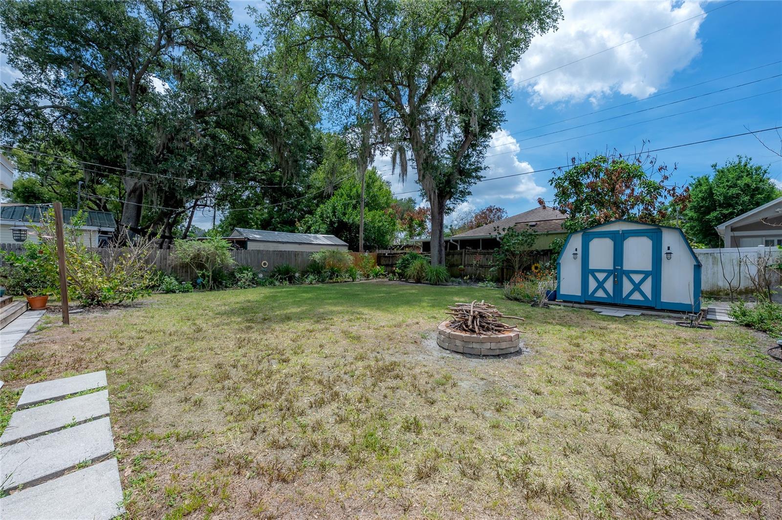 912 CORNELIUS AVE — photo 47