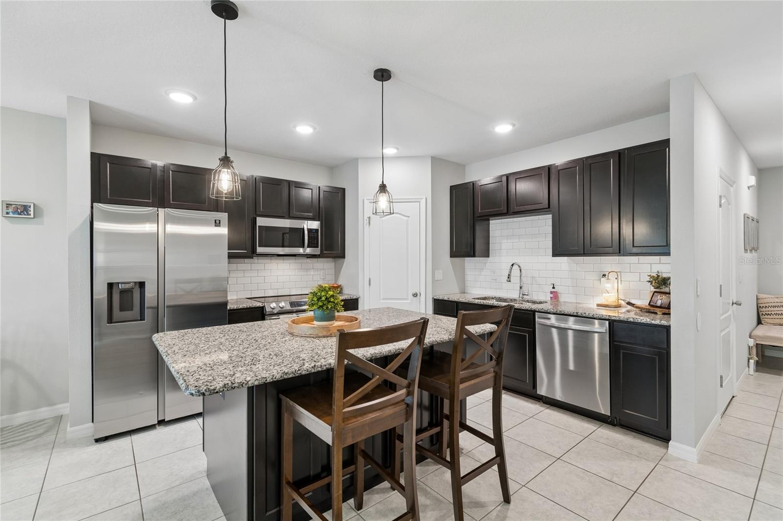 4733 DEER TRACK ST — photo 5