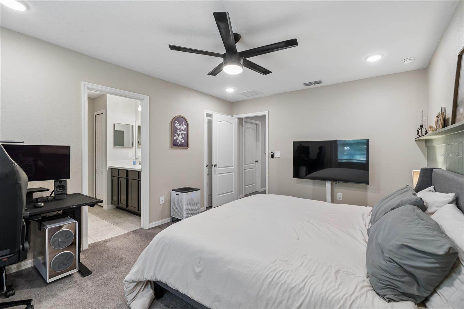 4733 DEER TRACK ST — photo 13