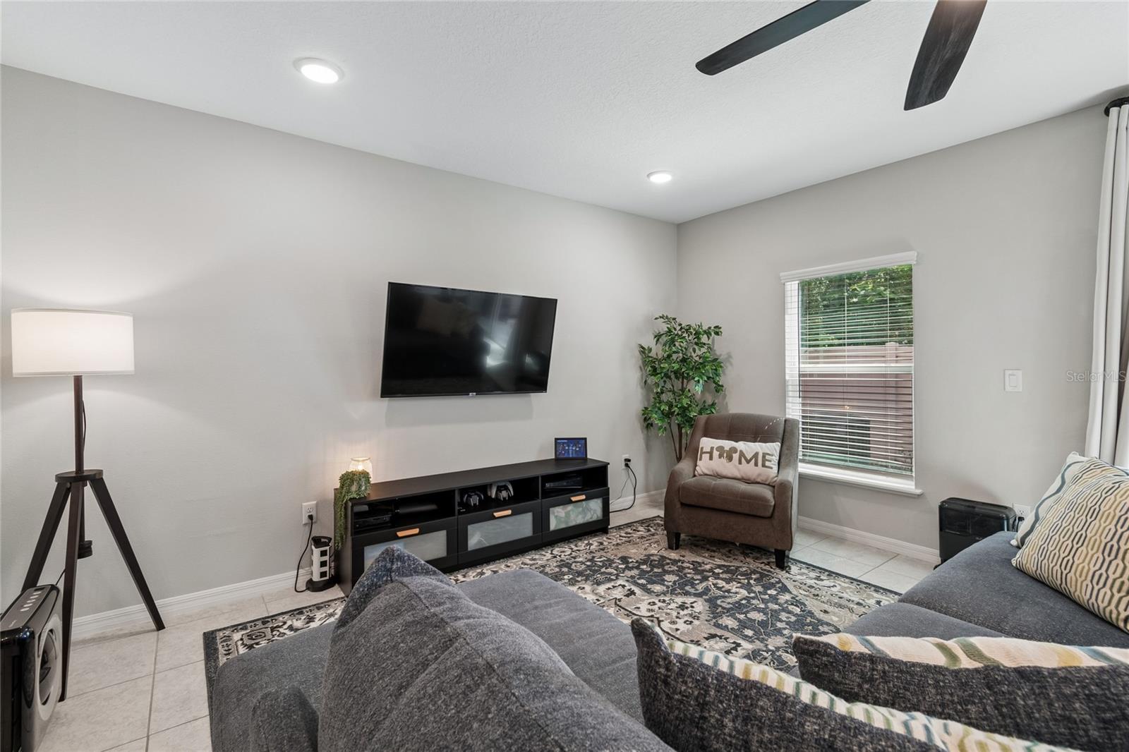 4733 DEER TRACK ST — photo 3