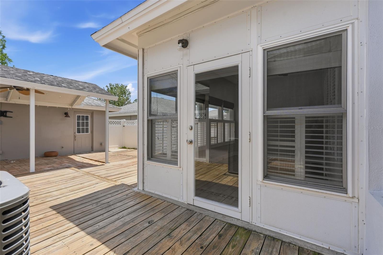 10111 HAYFIELD WAY — photo 43