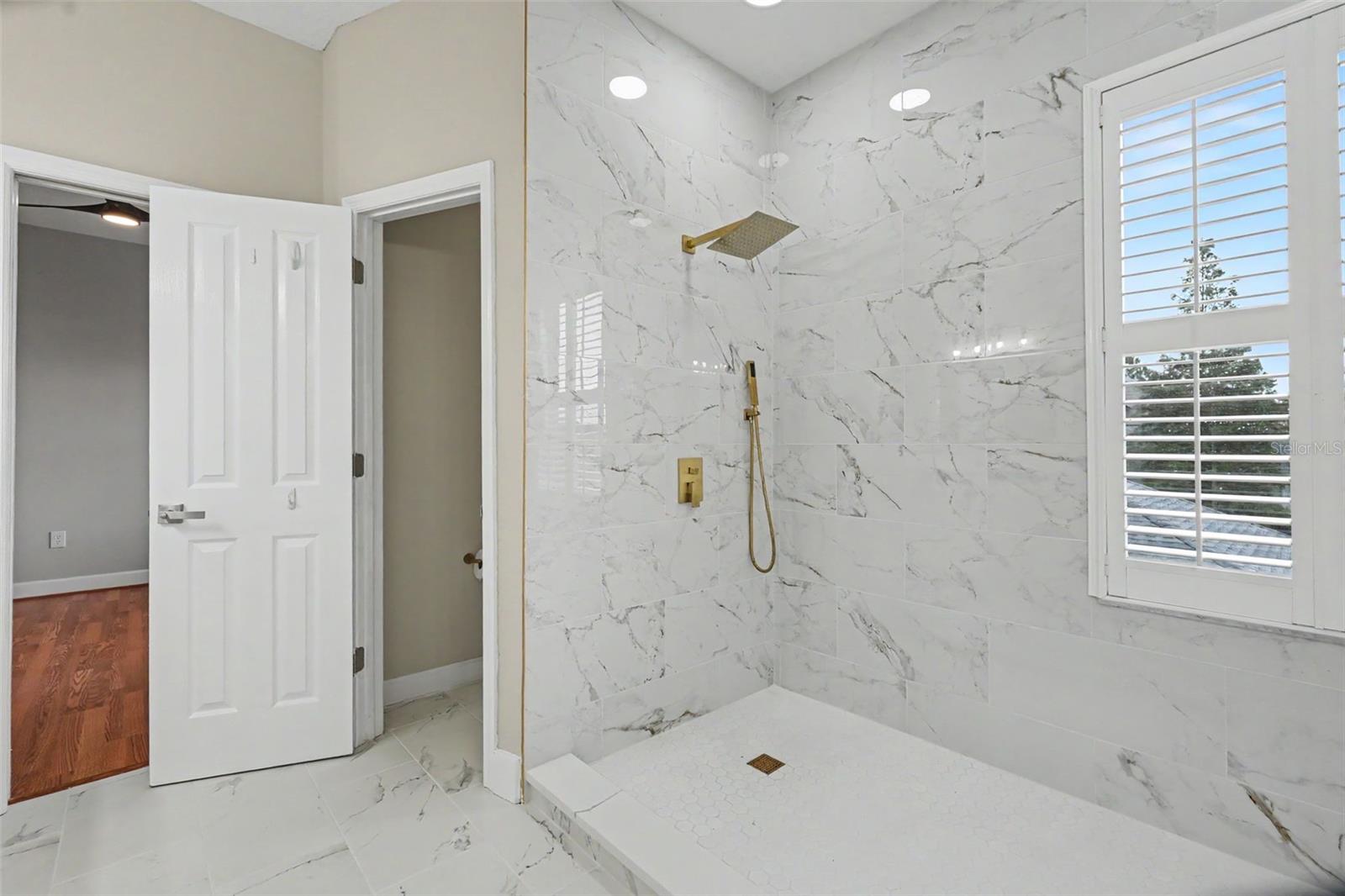 10111 HAYFIELD WAY — photo 37